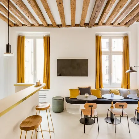 Habitat Parisien - 2br-2ba - Marais - De *